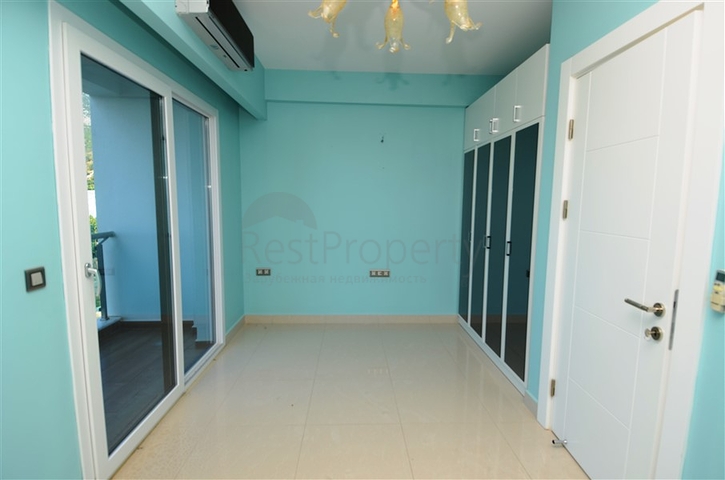 شقة مؤثثة جزئياً ضمن مجمع فاخر في منطقة محمودلار – ألانيا