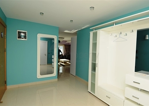 شقة مؤثثة جزئياً ضمن مجمع فاخر في منطقة محمودلار – ألانيا