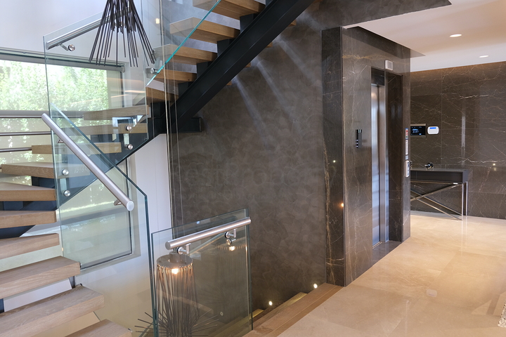 مشروع فيلا فاخرة مطلة على القلعة القديمة والبحر في وسط بودروم