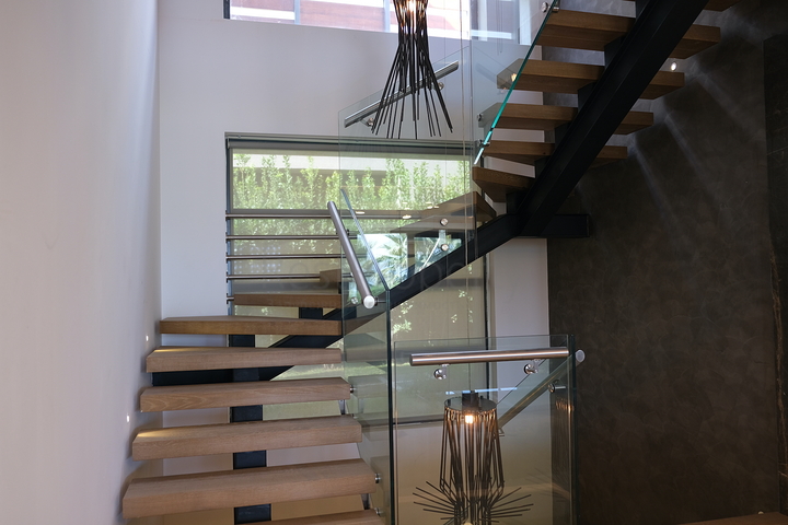 مشروع فيلا فاخرة مطلة على القلعة القديمة والبحر في وسط بودروم