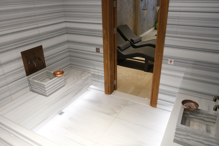 مشروع فيلا فاخرة مطلة على القلعة القديمة والبحر في وسط بودروم