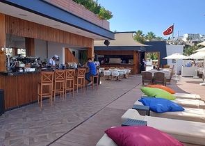 فيلات وبنتهاوس تطل على قلعة بودروم