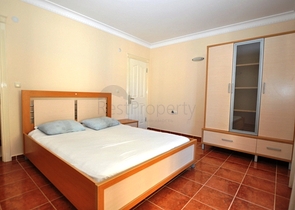 شقة مؤثثة بالكامل على مسافة قريبة من البحر في منطقة محمودلار – ألانيا