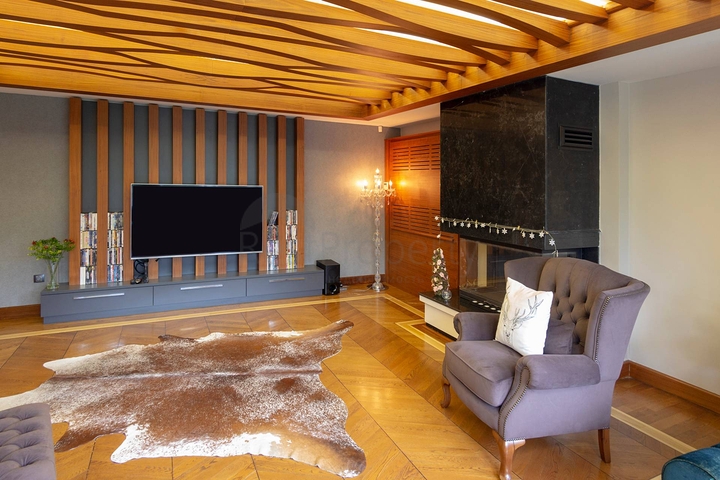 فلل مع اطلالة بحرية في اسطنبول 