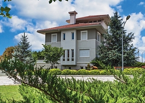 فلل مع اطلالة بحرية في اسطنبول 