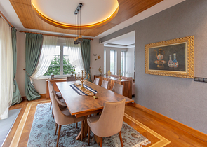 فلل مع اطلالة بحرية في اسطنبول 