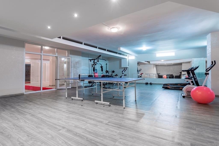 شقة بتخطيط 1+1 ضمن مجمع سكني في منطقة هورما كونيالتي – أنطاليا