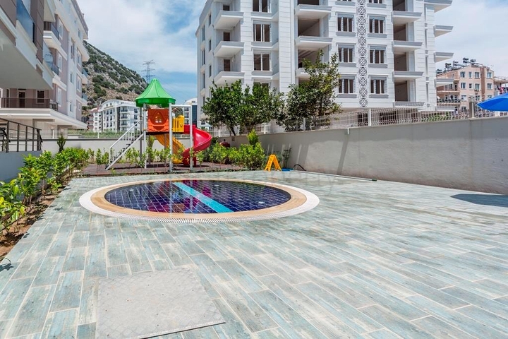 شقة بتخطيط 1+1 ضمن مجمع سكني في منطقة هورما كونيالتي – أنطاليا