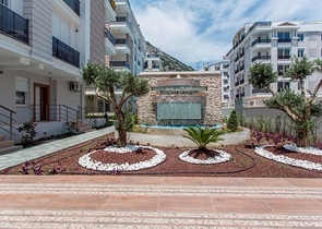 شقة بتخطيط 1+1 ضمن مجمع سكني في منطقة هورما كونيالتي – أنطاليا