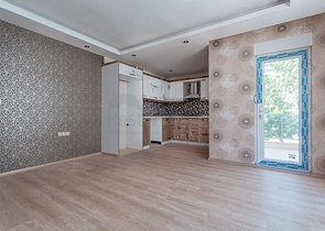 شقة بتخطيط 1+1 ضمن مجمع سكني في منطقة هورما كونيالتي – أنطاليا