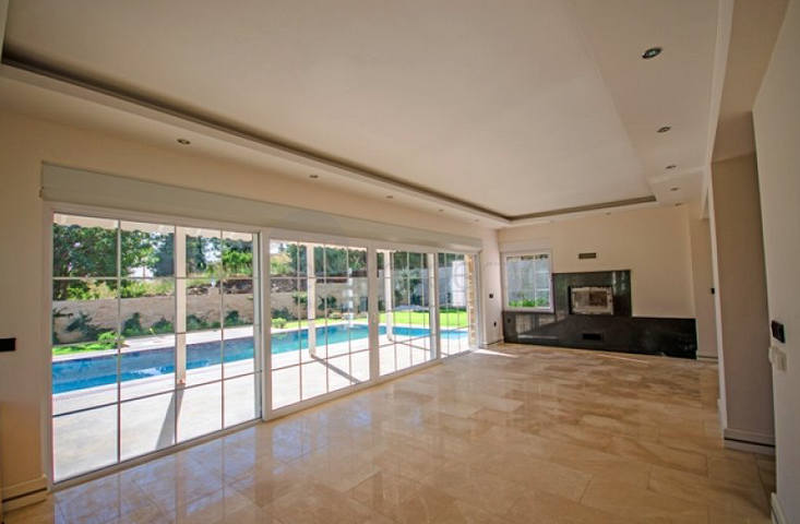 فيلا واسعة منفصلة في منطقة كاميوفا – كيمير