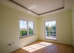 فيلا واسعة منفصلة في منطقة كاميوفا – كيمير