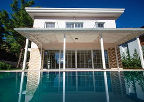 فيلا واسعة منفصلة في منطقة كاميوفا – كيمير