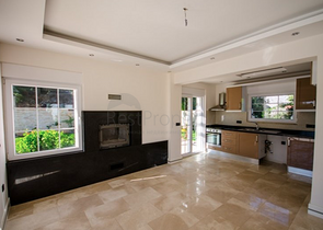 فيلا واسعة منفصلة في منطقة كاميوفا – كيمير