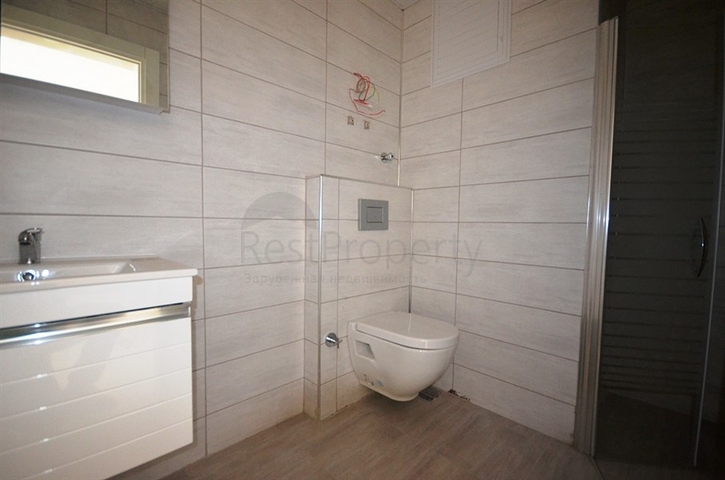 شقة جديدة على بعد 50 متر عن شاطئ البحر في منطقة محمودلار – ألانيا