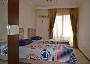 شقة مؤثثة على شاطئ البحر في منطقة محمودلار – ألانيا