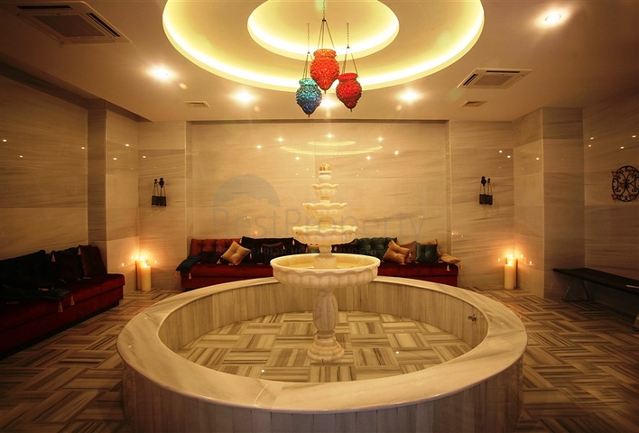 شقق وفلل ضمن مجمع غولد سيتي / الانيا 