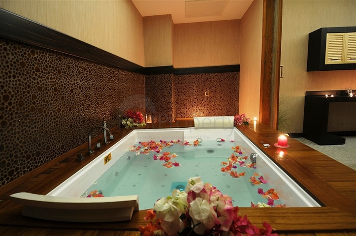 شقق وفلل ضمن مجمع غولد سيتي / الانيا 