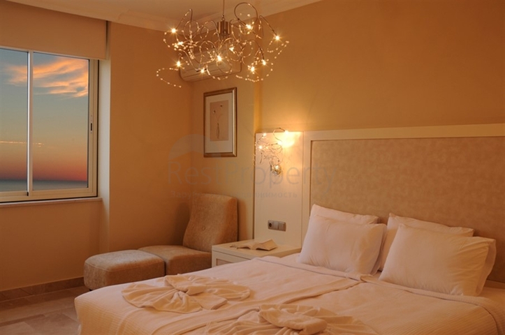 شقق وفلل ضمن مجمع غولد سيتي / الانيا 