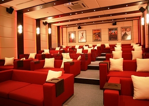 شقق وفلل ضمن مجمع غولد سيتي / الانيا 