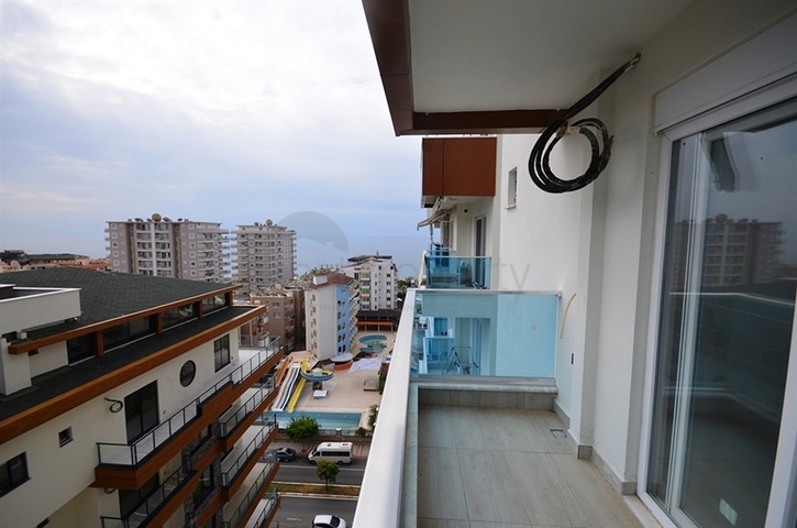 بنتهاوس بتخطيط 3+1 في منطقة محمودلار – ألانيا