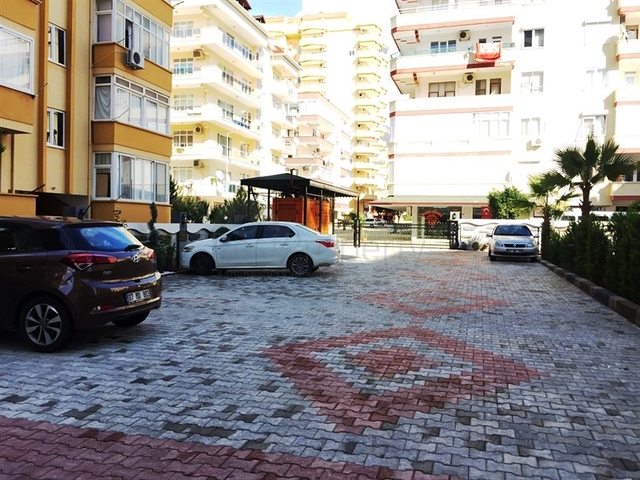 بنتهاوس بتخطيط 3+1 في منطقة محمودلار – ألانيا