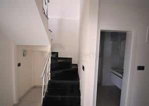 بنتهاوس بتخطيط 3+1 في منطقة محمودلار – ألانيا