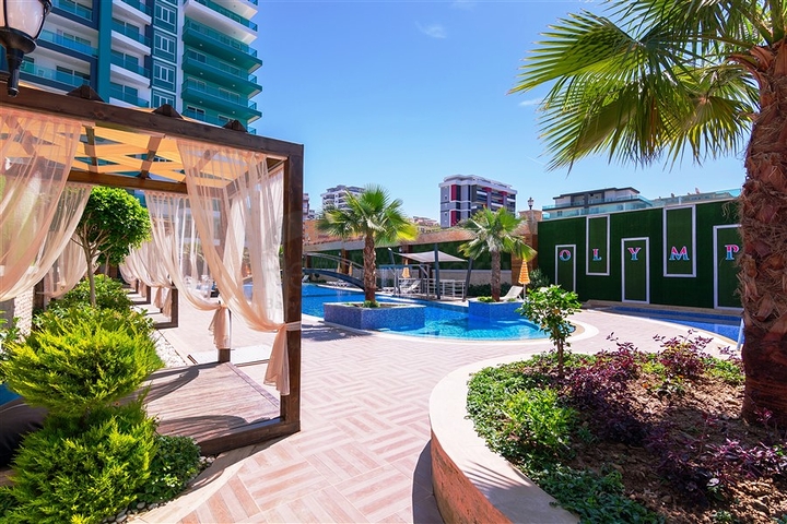 شقة بتخطيط 2+1 ضمن مجمع حديث في منطقة محمودلار – ألانيا