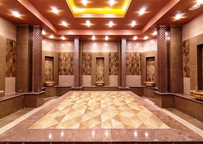 شقة بتخطيط 2+1 ضمن مجمع حديث في منطقة محمودلار – ألانيا