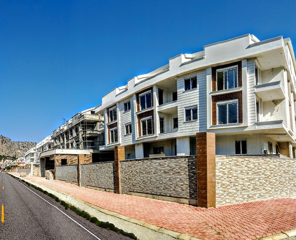 مشروع إستثماري قيد الإنشاء بالأقساط دون فوائد  في منطقة كونيالتي – أنطاليا