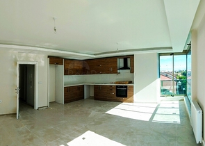 مشروع إستثماري قيد الإنشاء بالأقساط دون فوائد  في منطقة كونيالتي – أنطاليا