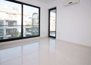 شقة ضمن مجمع سكني فاخر في منطقة كاستل – ألانيا