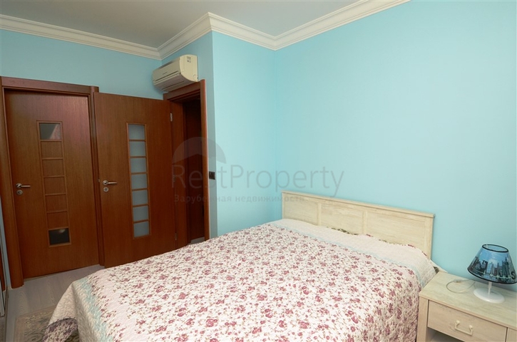 شقة مؤثثة على الخط الأول من البحر في مركز ألانيا