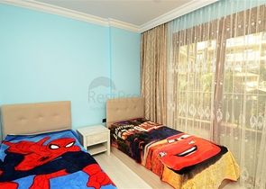 شقة مؤثثة على الخط الأول من البحر في مركز ألانيا