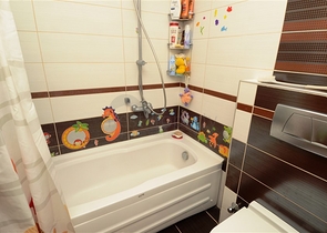 شقة مؤثثة على الخط الأول من البحر في مركز ألانيا