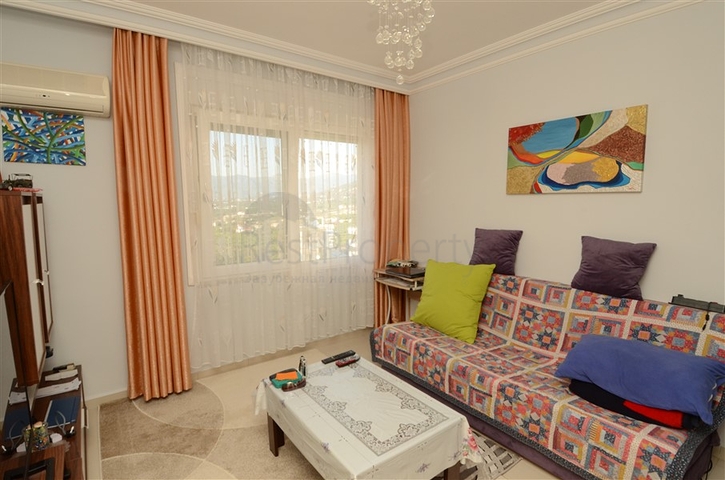 دوبلكس مؤثثة بالكامل في منطقة محمودلار – ألانيا