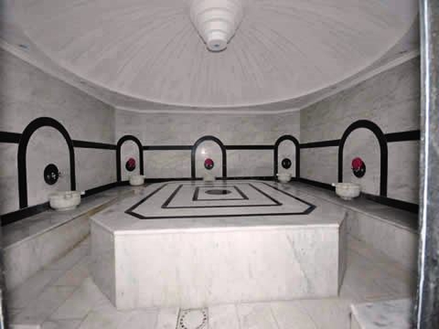 دوبلكس مؤثثة بالكامل في منطقة محمودلار – ألانيا