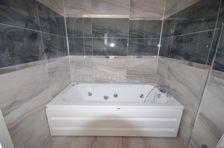 شقة بنتهاوس مع مناظر ساحرة لاتوصف في منطقة محمودلار – ألانيا