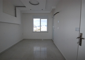 شقق بتخطيط 1+1 في منطقة محمودلار – ألانيا