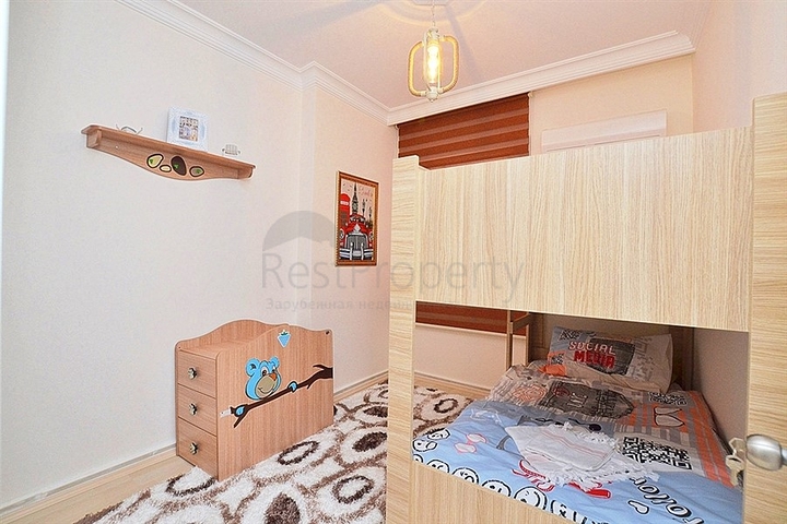 شقة عائلية واسعة مؤثثة في منطقة محمودلار – ألانيا