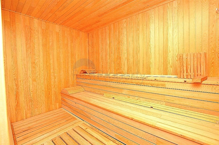 شقق ضمن مجمع سكني في منطقة محمودلار – ألانيا