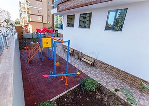 شقق ضمن مجمع سكني في منطقة محمودلار – ألانيا