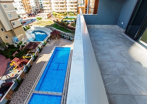 شقق ضمن مجمع سكني في منطقة محمودلار – ألانيا