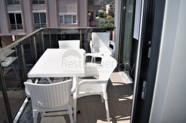 شقة مؤثثة في حي ليمان من منطقة كونيالتي – أنطاليا