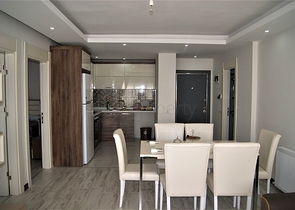 شقة مؤثثة في حي ليمان من منطقة كونيالتي – أنطاليا