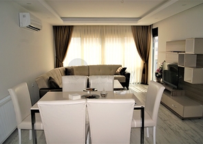 شقة مؤثثة في حي ليمان من منطقة كونيالتي – أنطاليا