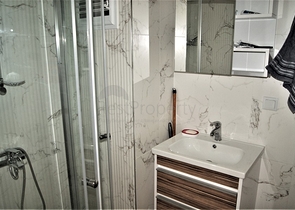 شقة مؤثثة في حي ليمان من منطقة كونيالتي – أنطاليا