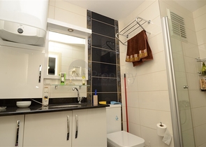 شقة مؤثثة من قبل المالك في منطقة محمودلار – ألانيا