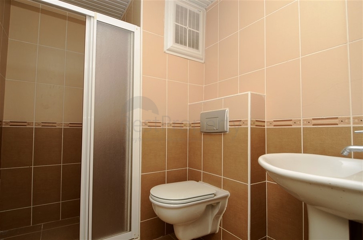 شقق عائلية واسعة في منطقة محمودلار – ألانيا