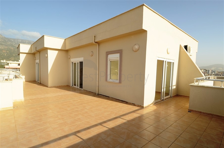 شقق عائلية واسعة في منطقة محمودلار – ألانيا